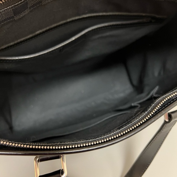 Louis Vuitton Damier Graphite Tadao Tote *Authenticated* - Picture 7 of 14